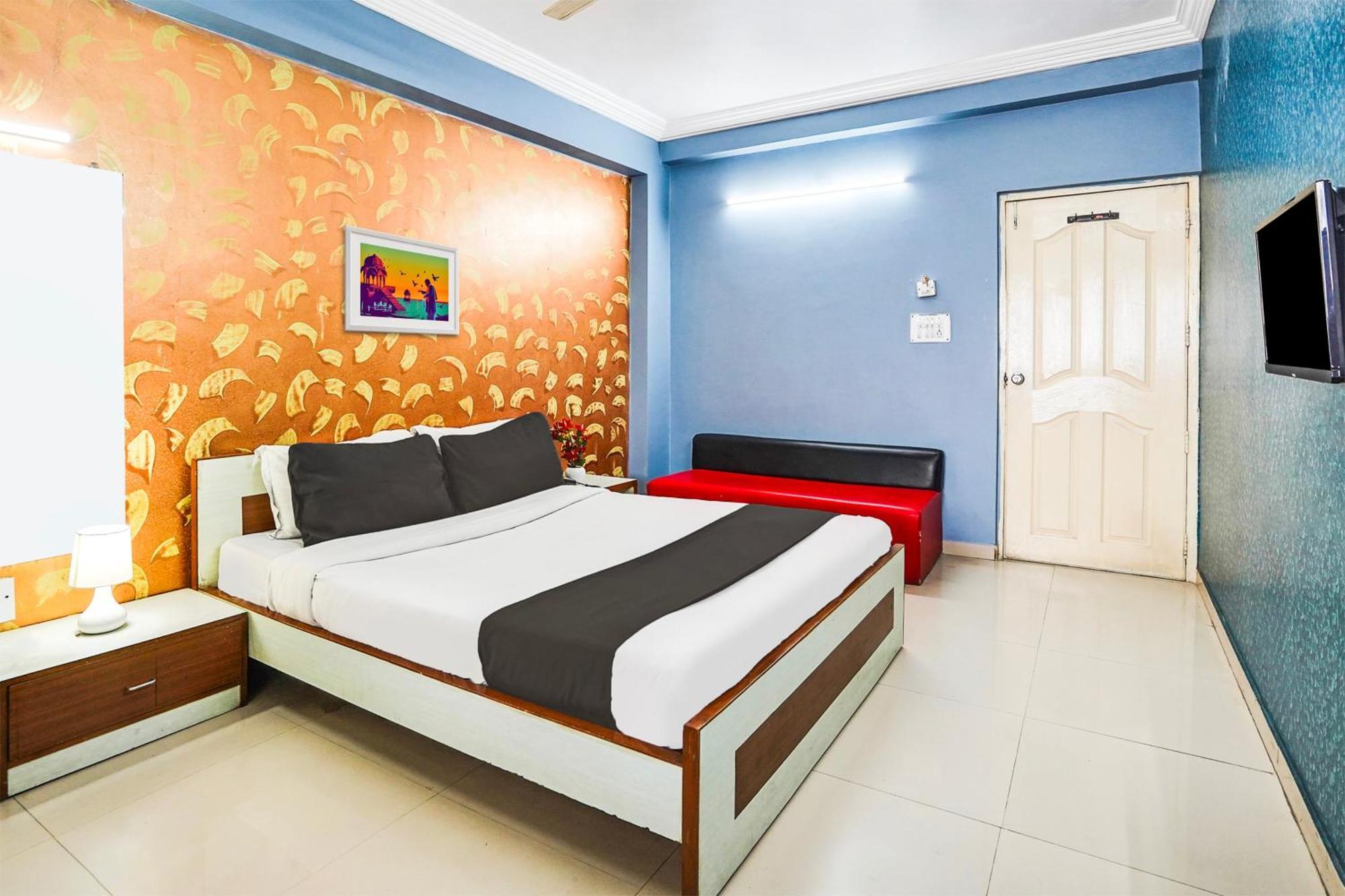 Hotel O Vibrant Residency Ahmedabad Exterior foto